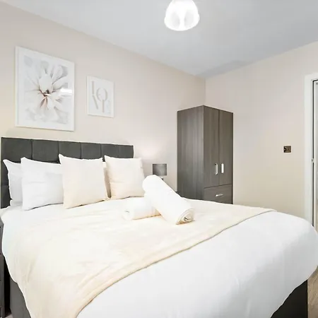 Brand New Luxury Apartment - 2 Bedroom - City Centre - Jq - Wifi - Netflix - 10Ah Birmingham Buitenkant foto