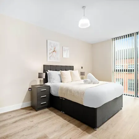 Brand New Luxury Apartment - 2 Bedroom - City Centre - Jq - Wifi - Netflix - 10Ah Birmingham Buitenkant foto