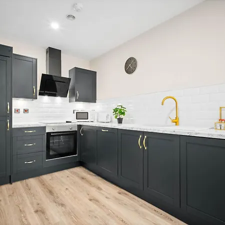 Brand New Luxury Apartment - 2 Bedroom - City Centre - Jq - Wifi - Netflix - 10Ah Birmingham Buitenkant foto
